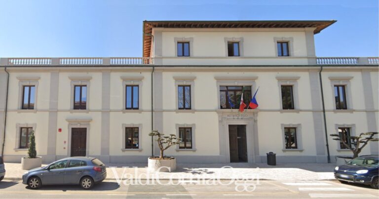 Il municipio di San Vincenzo