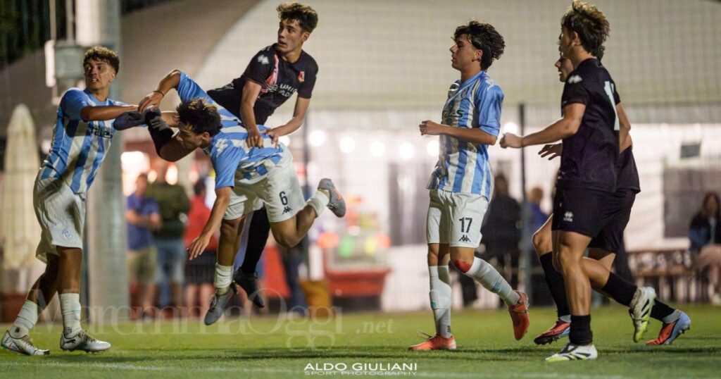 Un momento della partita fra Grosseto e Venturina al Passalacqua