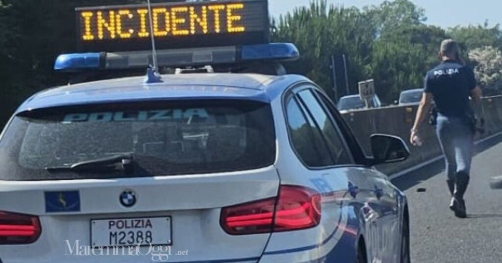 La polizia stradale su un incidente