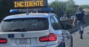 La polizia stradale su un incidente