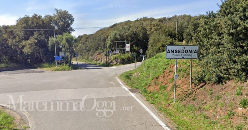 L'ingresso a sud nel promontorio di Ansedonia