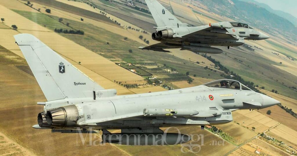 I due eurofighter in volo