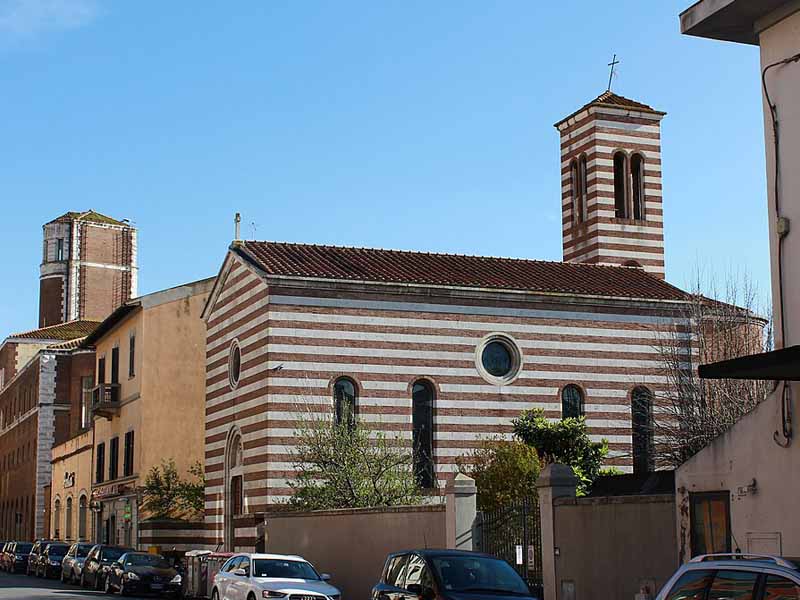 La chiesa della Medaglia Miracolosa in via Roma