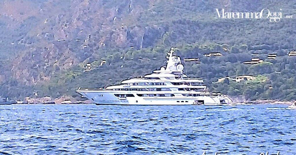 Lo yatch Boardwalk