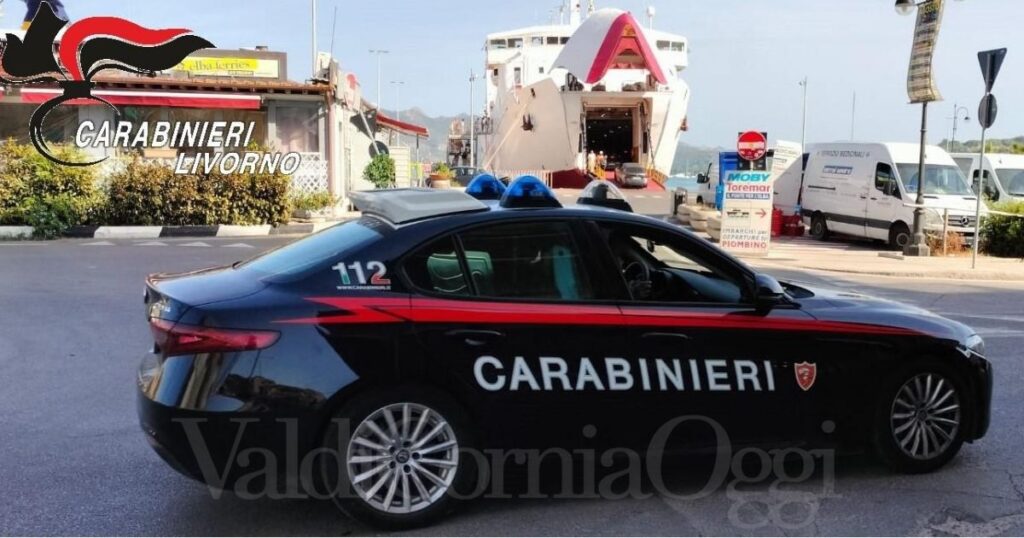 i carabinieri al porto di Portoferraio