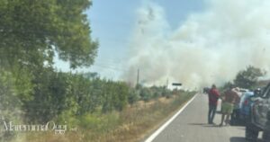 L'incendio sulla strada delle Santae Mariae