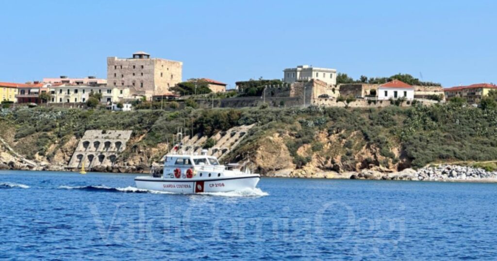 Una motovedetta della Guardia costiera di Piombino