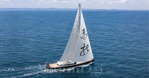 Il Red Dragon in navigazione