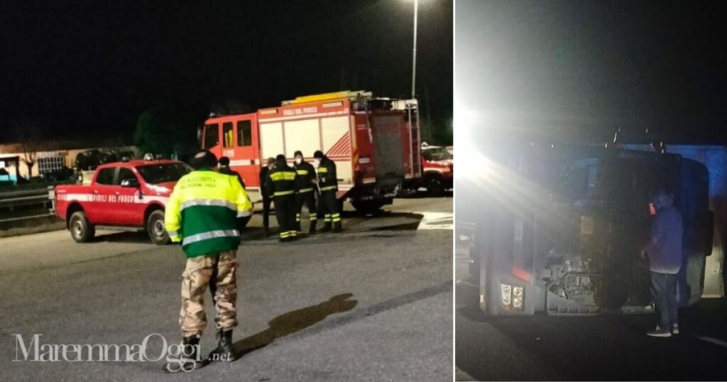 Alcuni vigili del fuoco (foto d'archivio) e il tir carico di angurie e meloni coinvolto nell'incidente