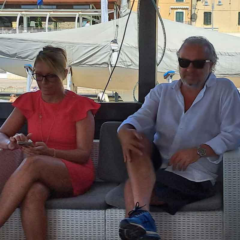 Giovanni Veronesi con la sindaca Elena Nappi