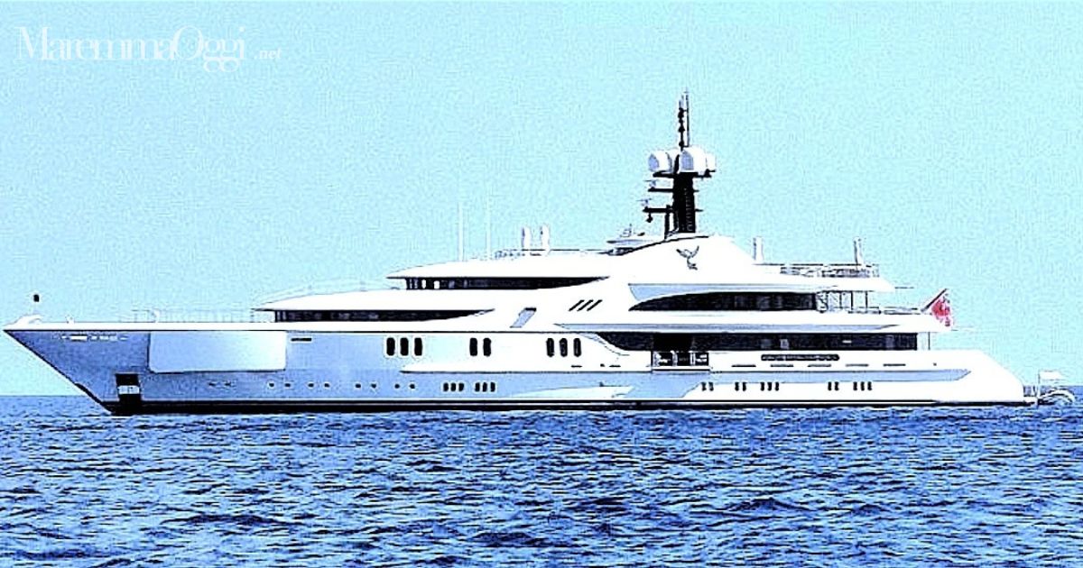 Lo yatch Firebird