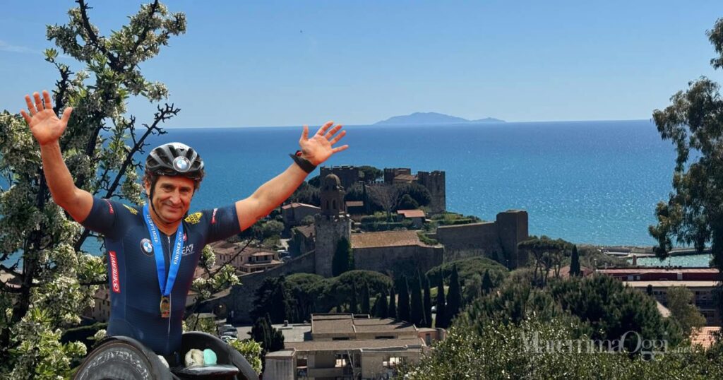 Castiglione (e il Giglio sullo sfondo) visto dal belvedere di via Monte Bianco che sarà intitolato a Zanardi