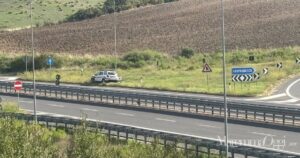 L'autovelox di Campagnatico piazzato sull'erba dopo l'uscita sulla Grosseto-Siena