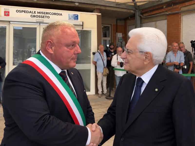 Il presidente Mattarella con il sindaco di Grosseto