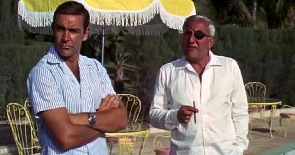 Adolfo Celi nelle vesti di Emilio Largo con Sean Connery nel film di 007 del 1965 Thunderball: Operazione tuono