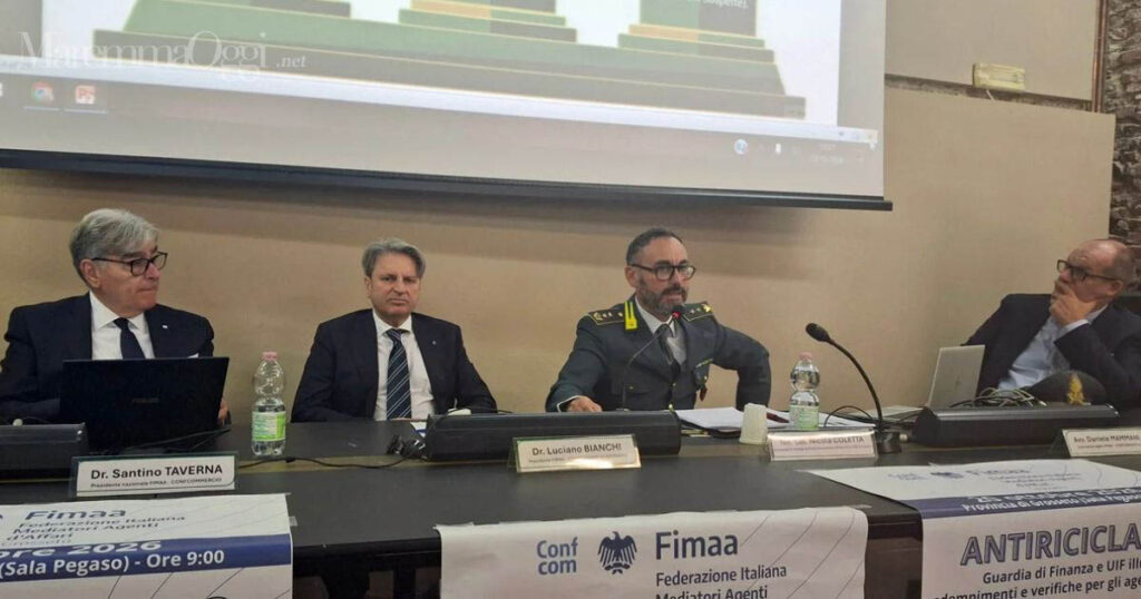 Un momento del seminario organizzato da Fimaa e Confcommercio sull'antiriciclaggio