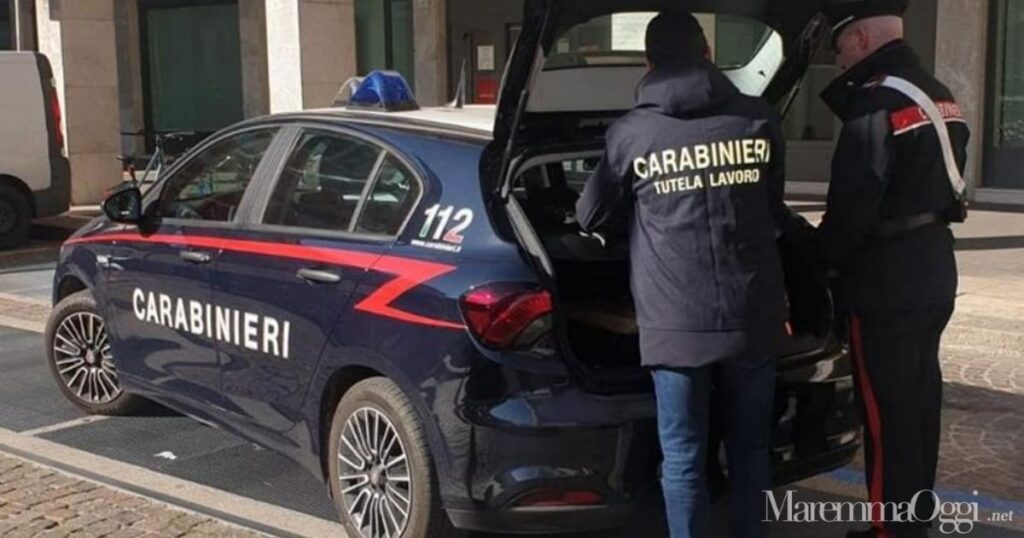 Una pattuglia dei carabinieri del nucleo tutela del lavoro
