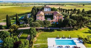 Lo splendido hotel L'Andana, a Castiglione della Pescaia
