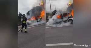 Auto in fiamme